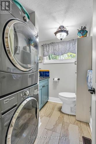 180 Brophy'S Lane, Blue Mountains, ON - Indoor Photo Showing Laundry Room