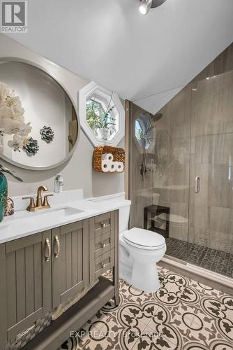 180 Brophy'S Lane, Blue Mountains, ON - Indoor Photo Showing Bathroom