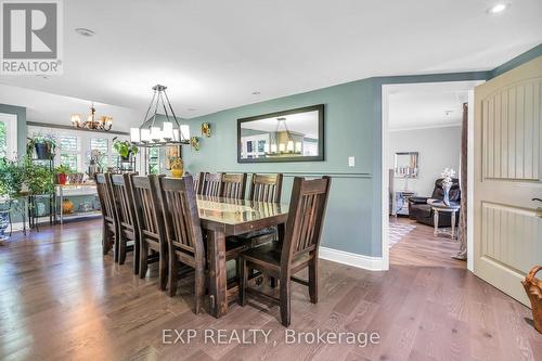 180 Brophy'S Lane, Blue Mountains, ON - Indoor Photo Showing Dining Room