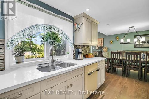 180 Brophy'S Lane, Blue Mountains, ON - Indoor Photo Showing Kitchen With Double Sink