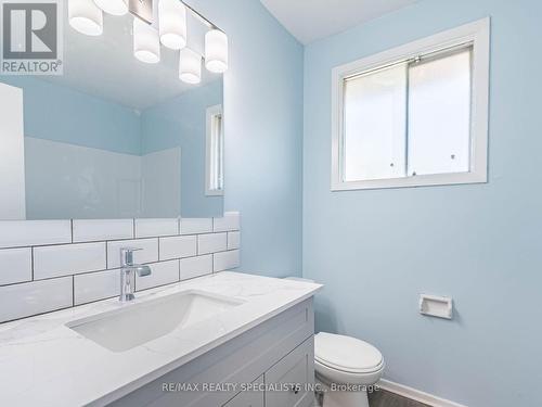 258 Admiral Drive, London, ON - Indoor Photo Showing Bathroom