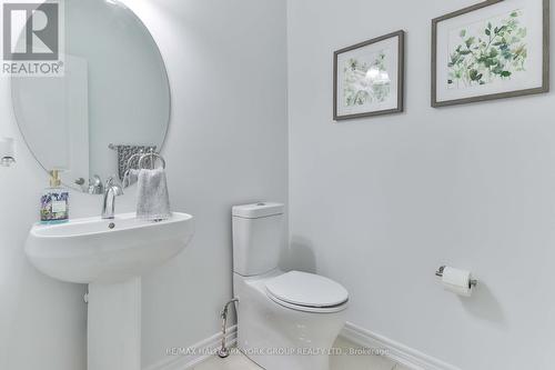 28 Goldeneye Drive, East Gwillimbury, ON - Indoor Photo Showing Bathroom