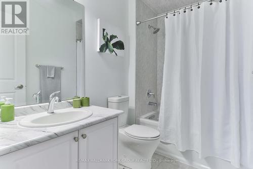 28 Goldeneye Drive, East Gwillimbury, ON - Indoor Photo Showing Bathroom