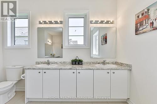 1 Cranley Road, East Gwillimbury, ON - Indoor Photo Showing Bathroom