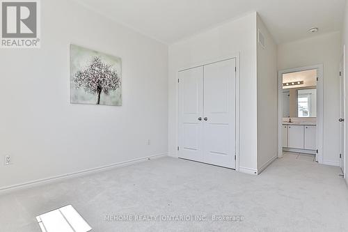 1 Cranley Road, East Gwillimbury, ON - Indoor Photo Showing Other Room