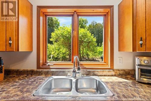 457 Dyers Bay Road, Northern Bruce Peninsula, ON - Indoor Photo Showing Kitchen With Double Sink