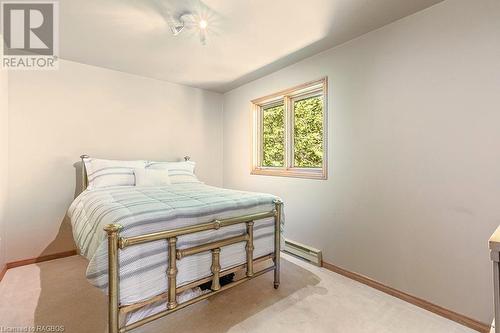 457 Dyers Bay Road, Northern Bruce Peninsula, ON - Indoor Photo Showing Bedroom
