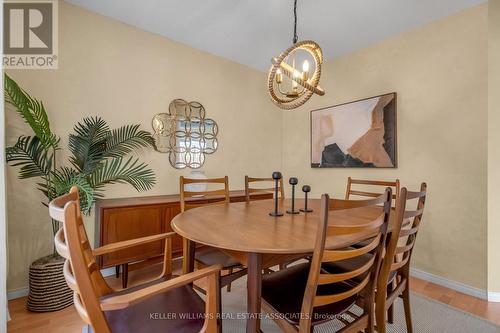 899 Winterton Way, Mississauga, ON - Indoor Photo Showing Dining Room