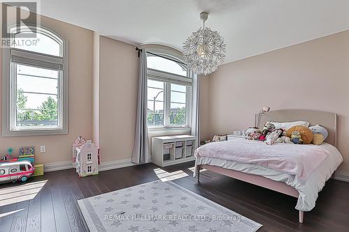 3206 Sorrento Crescent, Burlington, ON - Indoor Photo Showing Bedroom