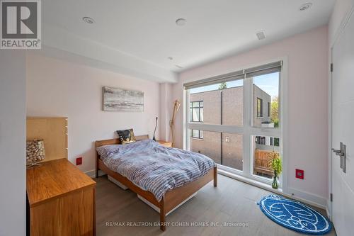 2966A Bayview Avenue, Toronto (Willowdale East), ON - Indoor Photo Showing Bedroom