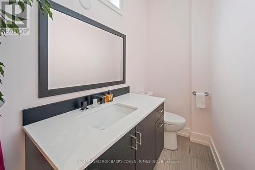 2966A Bayview Avenue, Toronto (Willowdale East), ON - Indoor Photo Showing Bathroom