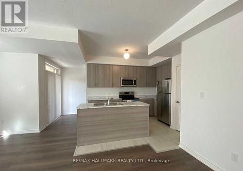 2716 William Jackson Drive, Pickering, ON - Indoor Photo Showing Kitchen With Double Sink