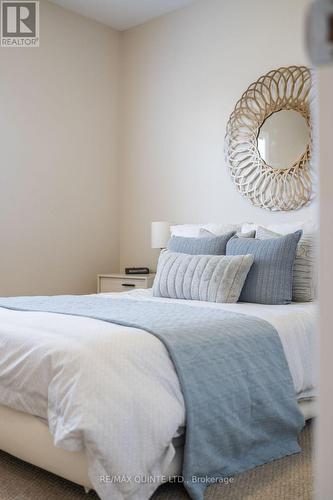 5 Walnut Crescent, Belleville, ON - Indoor Photo Showing Bedroom
