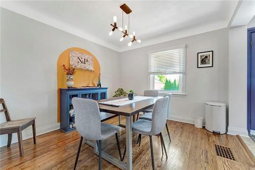 37 Isabel Avenue, Hamilton, ON - Indoor Photo Showing Dining Room
