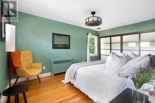 2476 Lincoln, Windsor, ON - Indoor Photo Showing Bedroom