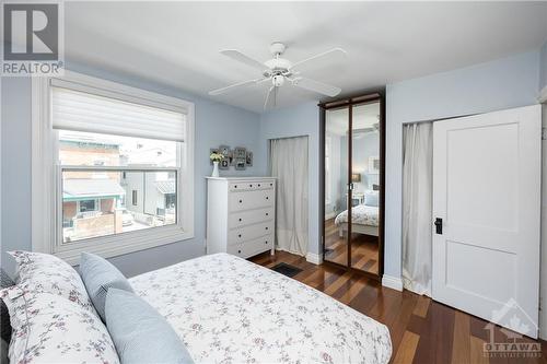 44 Newton Street, Ottawa, ON - Indoor Photo Showing Bedroom