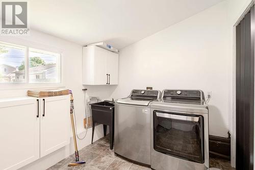 734 Talfourd Street, Sarnia, ON - Indoor Photo Showing Laundry Room