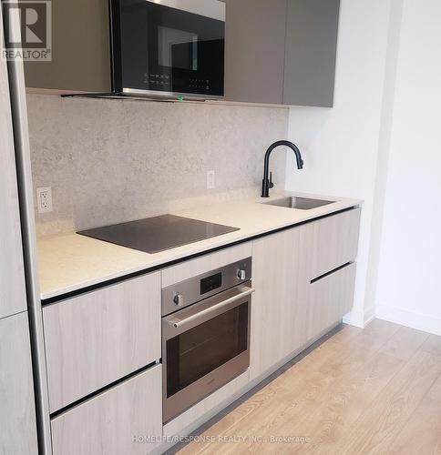 4112 - 108 Peter Street, Toronto, ON - Indoor Photo Showing Kitchen