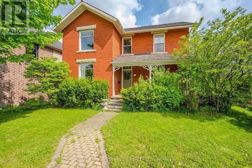 61 Clairfields Drive E, Guelph, ON - Outdoor