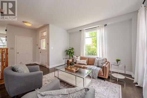 61 Clairfields Drive E, Guelph, ON - Indoor Photo Showing Living Room