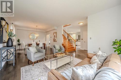 61 Clairfields Drive E, Guelph, ON - Indoor Photo Showing Living Room