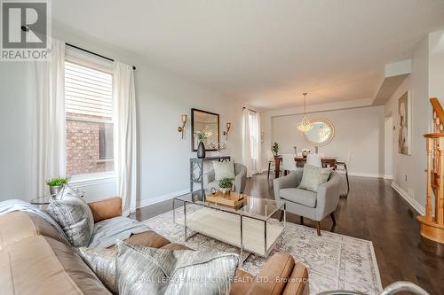 61 Clairfields Drive E, Guelph, ON - Indoor Photo Showing Living Room