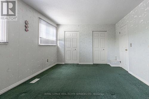 111 Strawberry Drive, Hamilton, ON - Indoor Photo Showing Other Room