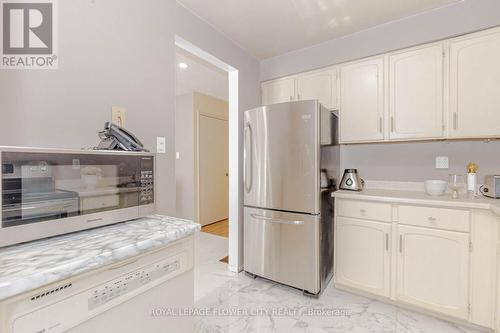 119 - 51 Paulander Drive, Kitchener, ON - Indoor Photo Showing Kitchen