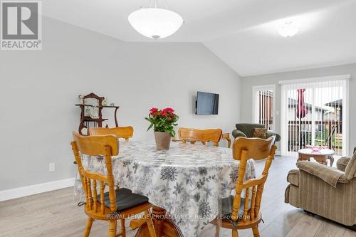 91 Dewal Place, Belleville, ON - Indoor Photo Showing Dining Room