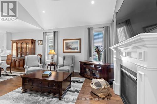 22 - 234 Peach Tree Boulevard, St. Thomas, ON - Indoor Photo Showing Living Room With Fireplace