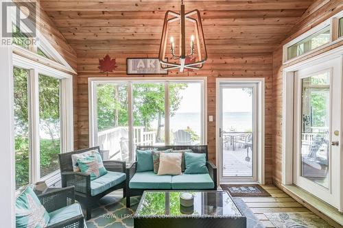 334 Loon Road, Georgina Islands, ON - Indoor