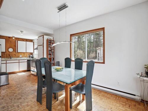 Dining room - 77 572E Avenue, Saint-Hippolyte, QC - Indoor Photo Showing Other Room