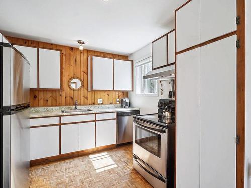 Kitchen - 77 572E Avenue, Saint-Hippolyte, QC - Indoor Photo Showing Kitchen