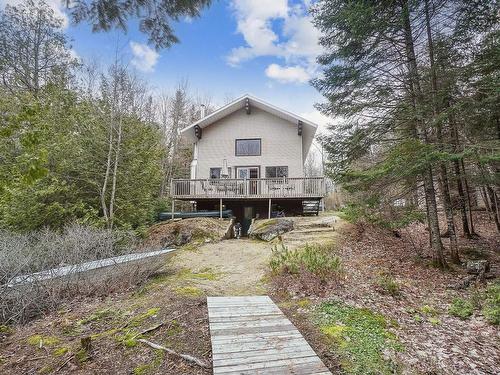 Back facade - 77 572E Avenue, Saint-Hippolyte, QC - Outdoor With Deck Patio Veranda