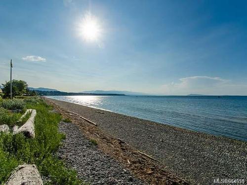 407 Cypress Rd, Qualicum Beach, BC 