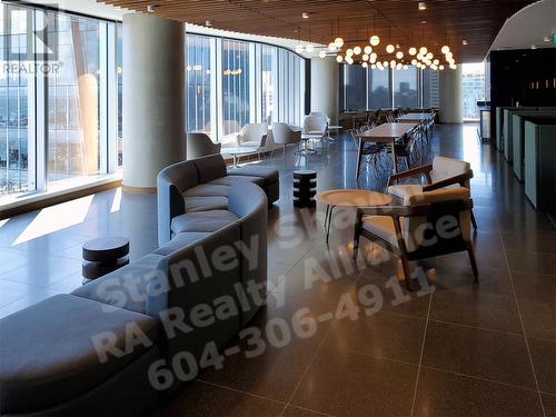 650 320 Granville Street, Vancouver, BC 