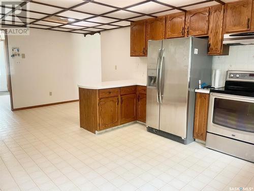 18 Marquis Crescent S, Yorkton, SK - Indoor Photo Showing Kitchen