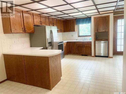 18 Marquis Crescent S, Yorkton, SK - Indoor Photo Showing Kitchen