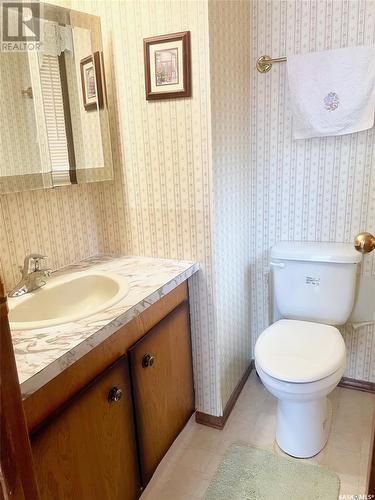 18 Marquis Crescent S, Yorkton, SK - Indoor Photo Showing Bathroom