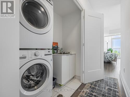 709 - 65 Annie Craig Drive, Toronto, ON - Indoor Photo Showing Laundry Room