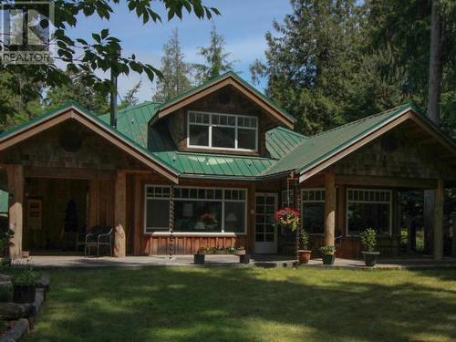 2771 &2777 Cedar Way, Savary Island, BC - Outdoor With Deck Patio Veranda