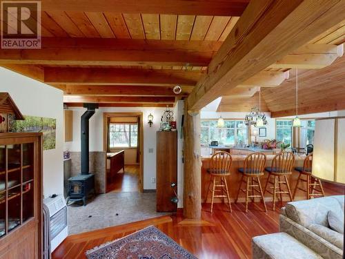 2771 &2777 Cedar Way, Savary Island, BC - Indoor