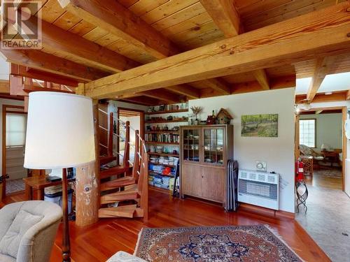 2771 &2777 Cedar Way, Savary Island, BC - Indoor