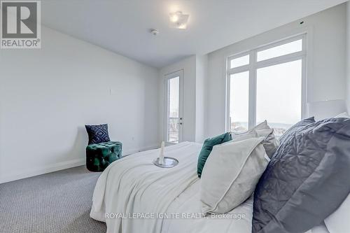 833 Port Darlington Road, Clarington, ON - Indoor Photo Showing Bedroom