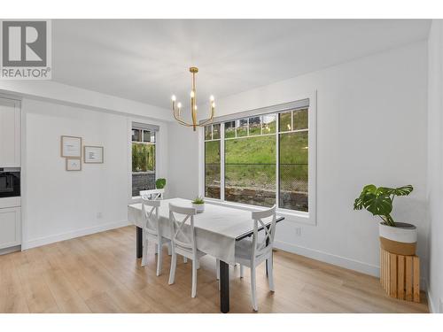 201 Summer Wood Drive, Kelowna, BC - Indoor Photo Showing Dining Room