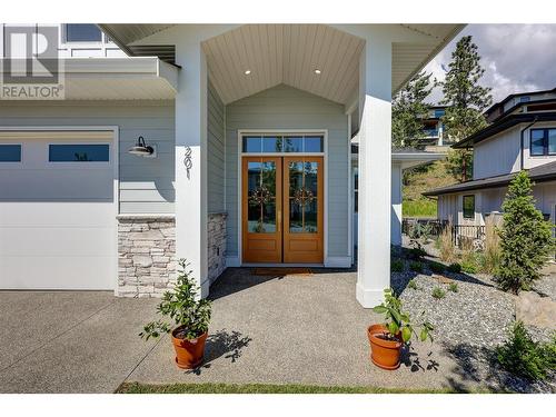 201 Summer Wood Drive, Kelowna, BC - Outdoor