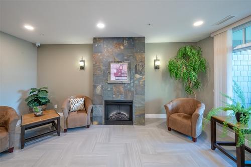 103-3301 Skaha Lake Road, Penticton, BC - Indoor With Fireplace