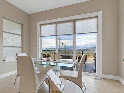 6548 Blackcomb Place, Vernon, BC - Indoor Photo Showing Dining Room