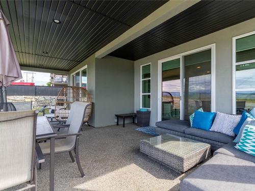 6548 Blackcomb Place, Vernon, BC - Outdoor With Deck Patio Veranda With Exterior