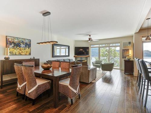 215-4350 Ponderosa Drive, Peachland, BC - Indoor Photo Showing Dining Room